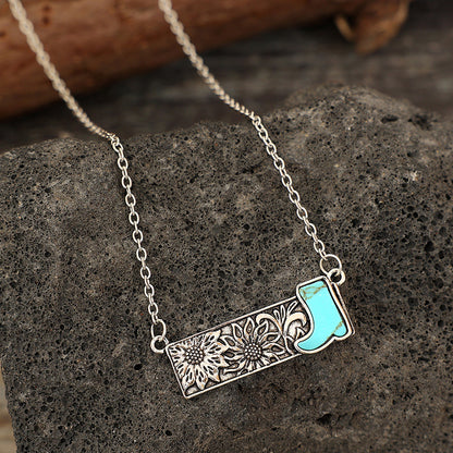 Stylish Turquoise Necklace