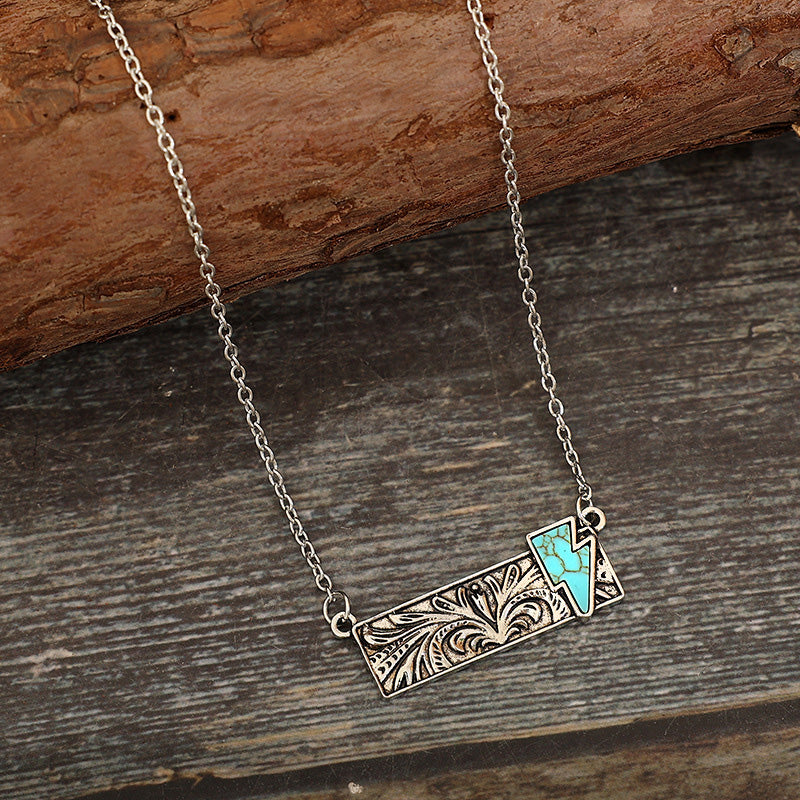 Stylish Turquoise Necklace