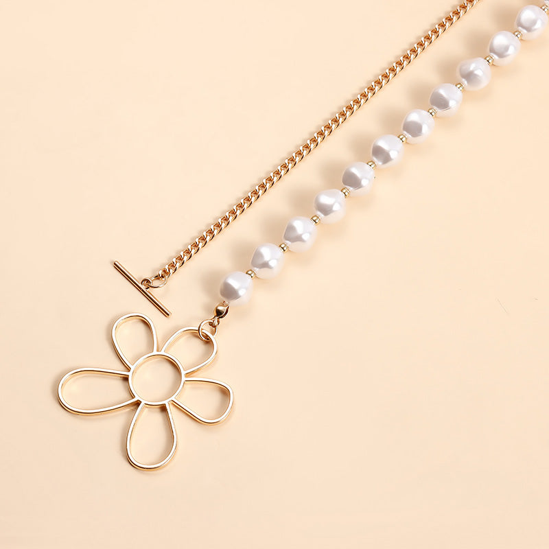 Elegant Pearl Hollow Flower Necklace