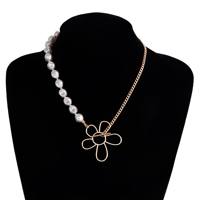 Elegant Pearl Hollow Flower Necklace